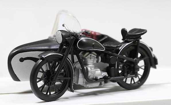 KRES 10425- H0 Fertigmodell AWO 425T Motorrad mit Seitenwagen AWO 425T