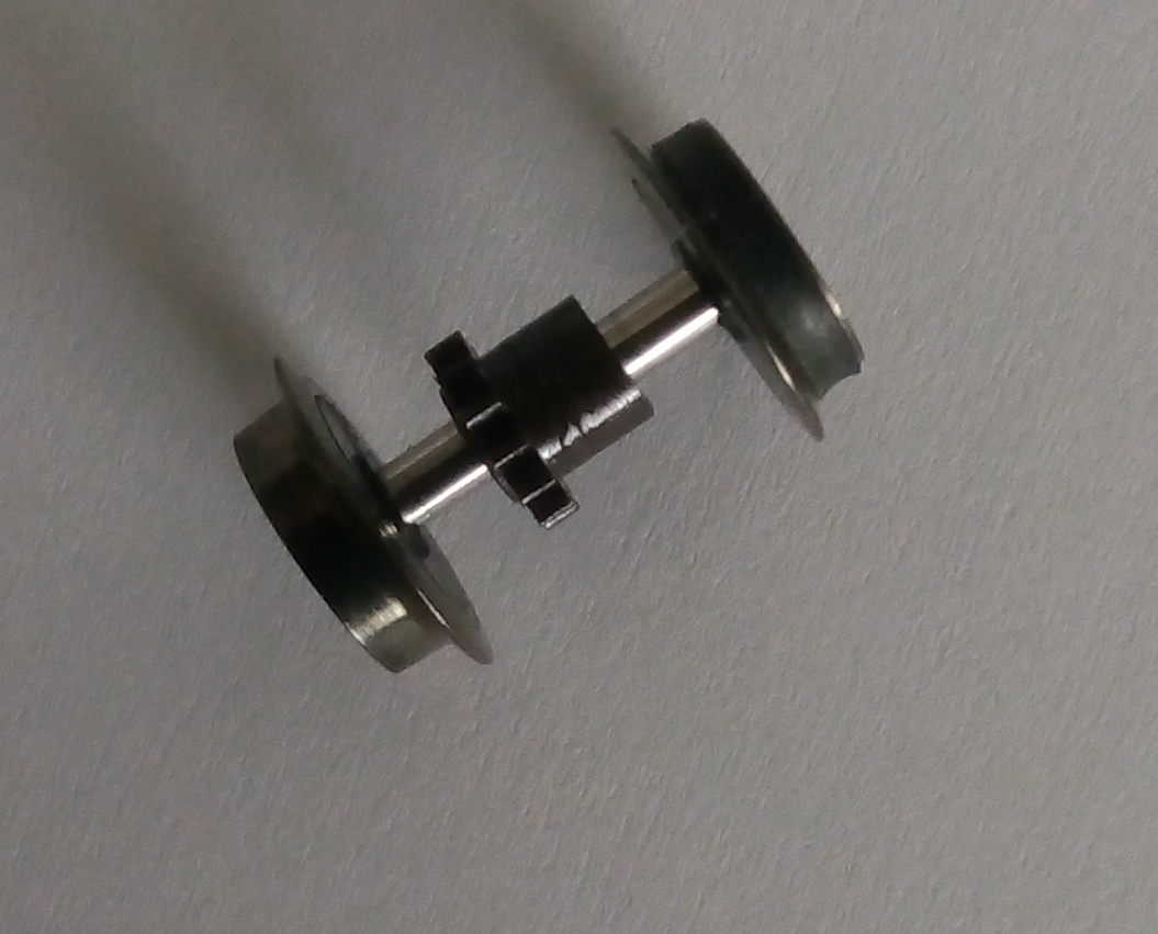 BTTB Radsatz  Metall  8,3 mm beitseitig Isoliert Neu 