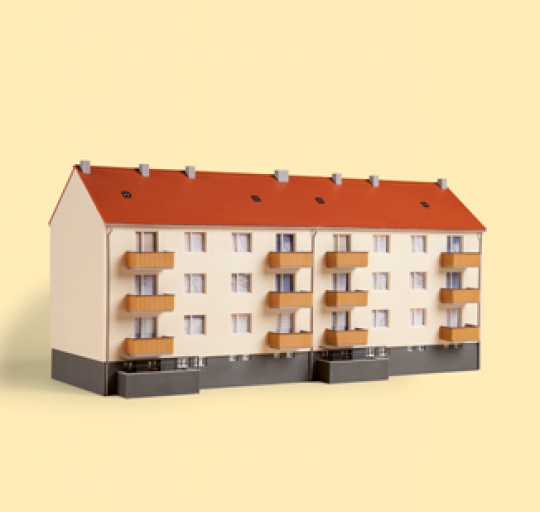 Auhagen 13332 - TT Bausatz Mehrfamilienhaus