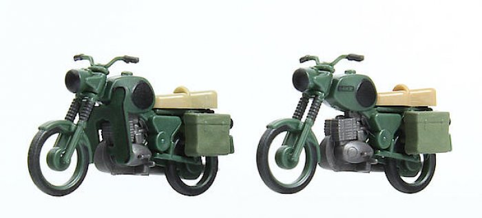 KRES 11271 - TT Fertigmodell Set: 2 Motorräder MZ TS 250 NVA Militärgrün (1:120)