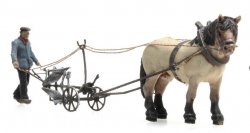  Artitec 316.068- N Fertigmodell Pferd, Pflug und Bauer- Nenngröße N