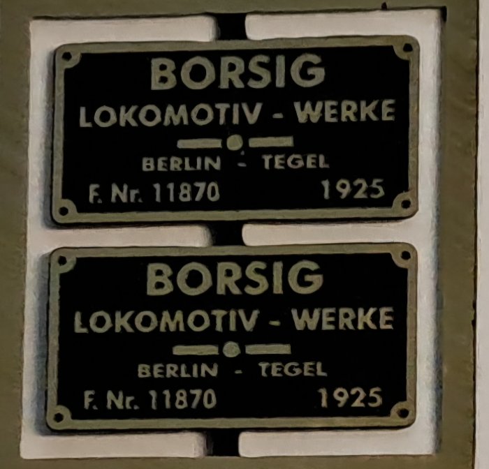 2 Stück Fabrikschilder für LGB Loks, Maßstab 1:22,5